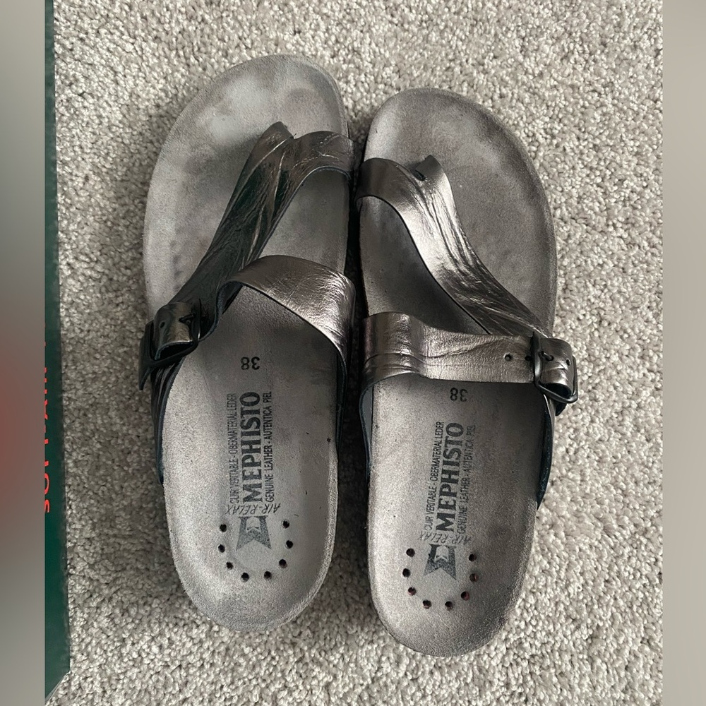 Mephisto Helen Sandals - size 8